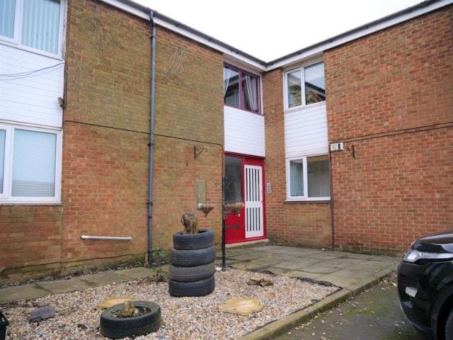 Apartment for rent in Normanby