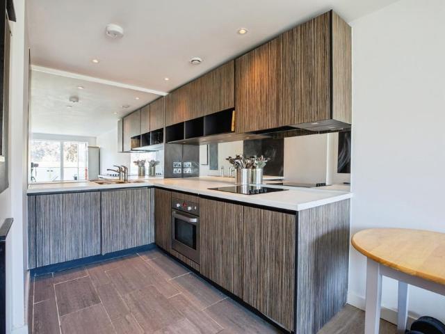 Apartment for rent in London Borough of Lewisham, Deptford