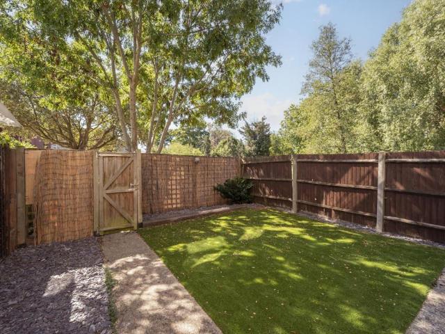 Apartment for rent in London Borough of Merton, Greater London