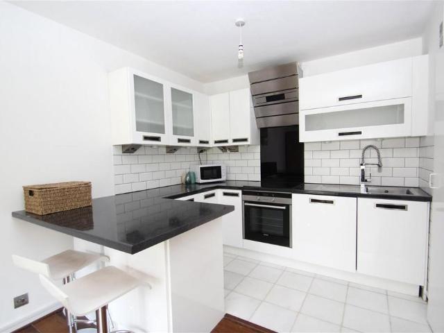 Apartment for rent in Putney, Greater London