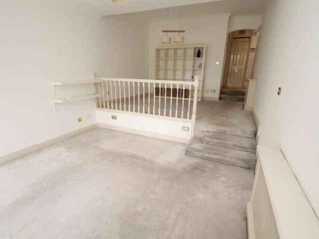 Apartment for rent in Harrow on the Hill, Greater London