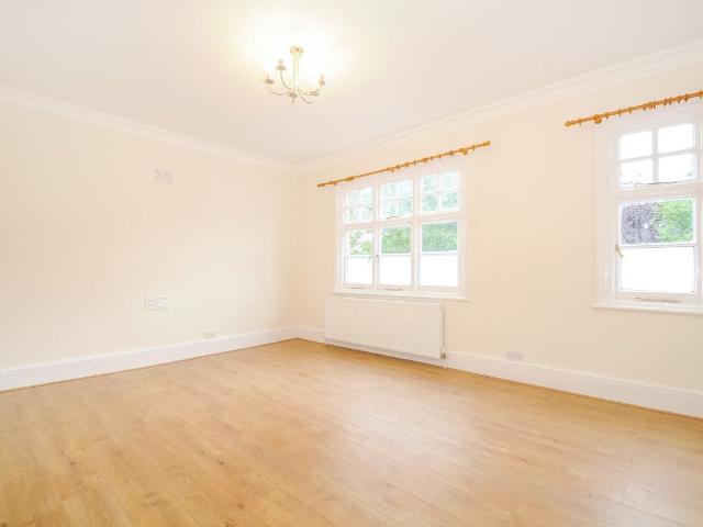 Apartment for rent in Muswell Hill, Greater London