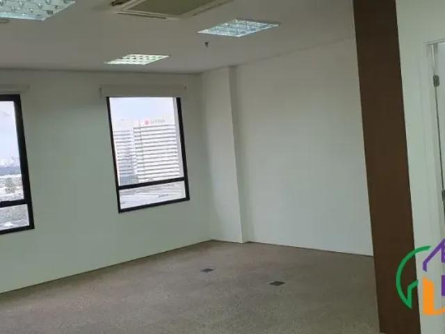 Ponto Comercial aluguel em Região Imediata de São Paulo, Região Metropolitana de São Paulo