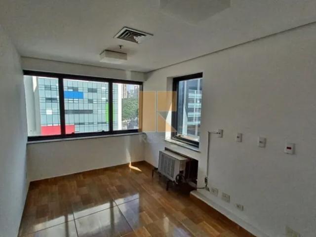 Ponto Comercial aluguel em Região Imediata de São Paulo, Região Metropolitana de São Paulo