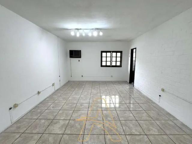 Escritorio aluguel em Região Geográfica Imediata de Blumenau, Blumenau