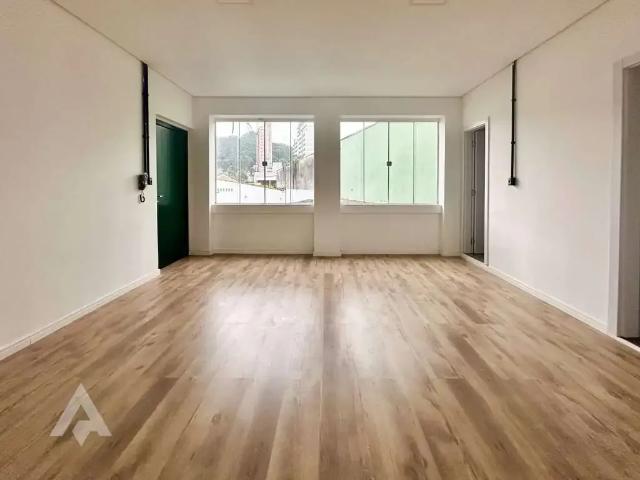 Escritorio aluguel em Região Geográfica Imediata de Blumenau, Blumenau