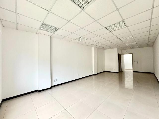 Escritorio aluguel em Blumenau, Região Geográfica Intermediária de Blumenau