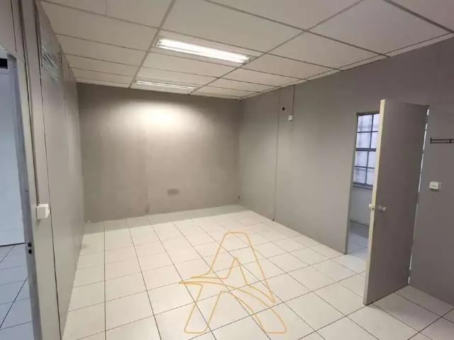 Escritorio aluguel em Blumenau, Região Geográfica Intermediária de Blumenau