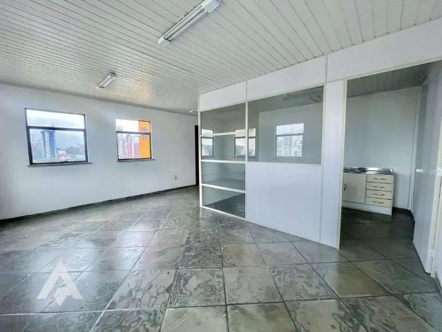 Escritorio aluguel em Região Geográfica Imediata de Blumenau, Blumenau