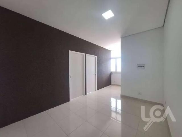 Escritorio aluguel em Região Imediata de Caraguatatuba-Ubatuba-São Sebastião, Região Metropolitana do Vale do Paraíba e Litoral Norte