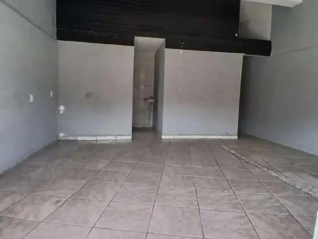 Escritorio aluguel em Região Imediata de Caraguatatuba-Ubatuba-São Sebastião, Região Metropolitana do Vale do Paraíba e Litoral Norte