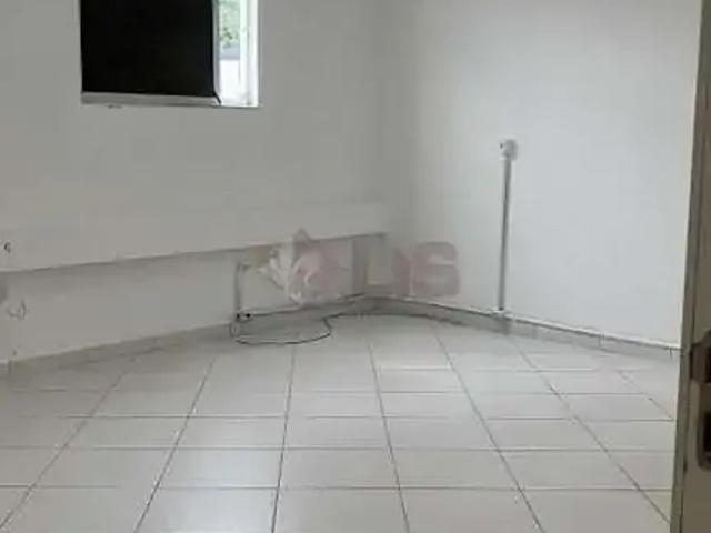 Escritorio aluguel em Região Imediata de Caraguatatuba-Ubatuba-São Sebastião, Região Metropolitana do Vale do Paraíba e Litoral Norte