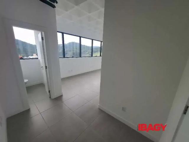 Escritorio aluguel em Região Geográfica Imediata de Florianópolis, Desterro