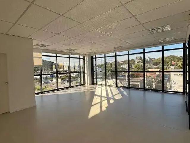 Escritorio aluguel em Região Geográfica Imediata de Joinville, Joinville
