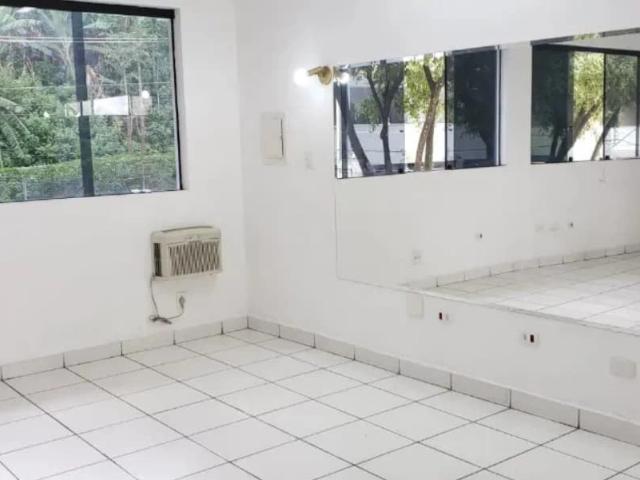 Escritorio aluguel em Região Imediata de São Paulo, Região Metropolitana de São Paulo