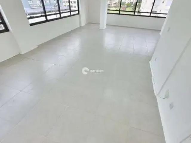 Escritorio aluguel em Região Geográfica Imediata de Santa Maria, Santa Maria