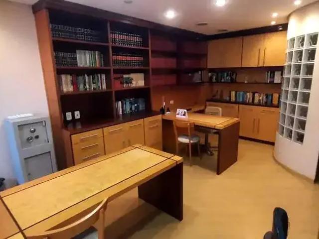 Escritorio aluguel em Região Imediata de Taubaté-Pindamonhangaba, Região Metropolitana do Vale do Paraíba e Litoral Norte