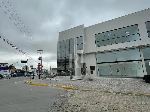 Escritorio aluguel em Tijucas, Região Geográfica Intermediária de Blumenau