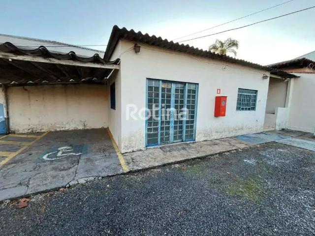 Escritorio aluguel em Região Geográfica Imediata de Uberlândia, Oliveira Fortes