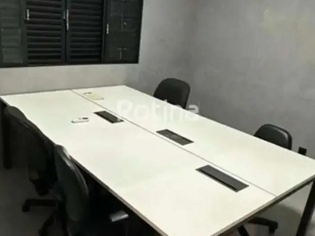 Escritorio aluguel em Região Geográfica Imediata de Uberlândia, Oliveira Fortes
