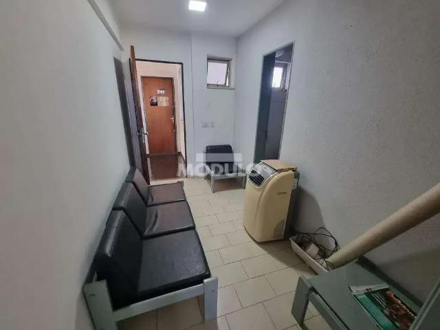 Escritorio aluguel em Região Geográfica Imediata de Uberlândia, Oliveira Fortes