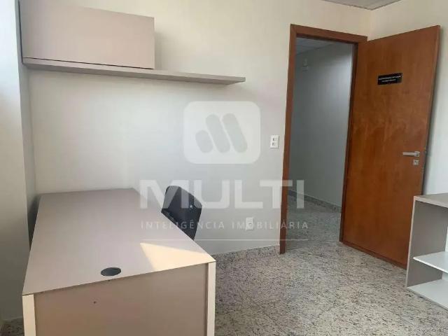 Escritorio aluguel em Região Geográfica Imediata de Uberlândia, Oliveira Fortes