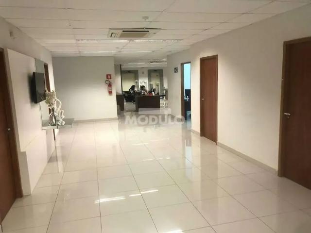 Escritorio aluguel em Região Geográfica Imediata de Uberlândia, Oliveira Fortes