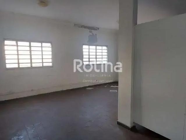 Escritorio aluguel em Região Geográfica Imediata de Uberlândia, Oliveira Fortes