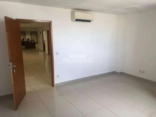 Escritorio aluguel em Região Geográfica Imediata de Uberlândia, Oliveira Fortes