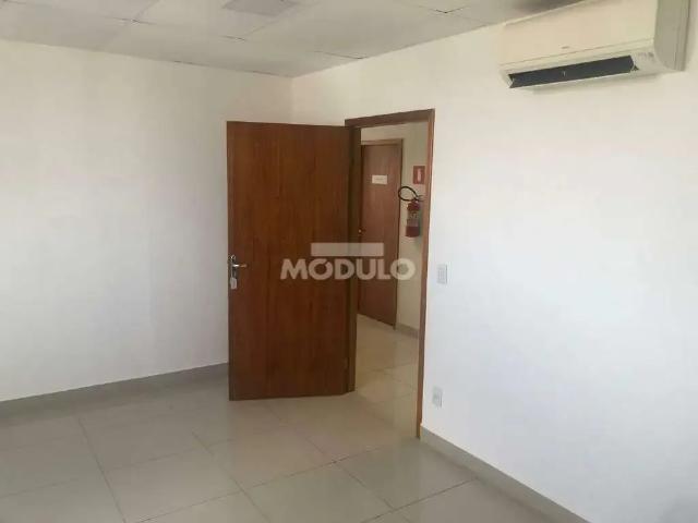 Escritorio aluguel em Região Geográfica Imediata de Uberlândia, Oliveira Fortes