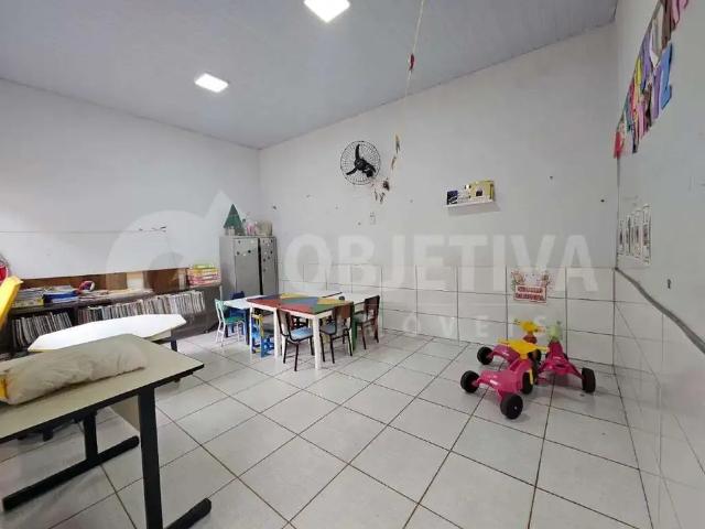 Escritorio aluguel em Região Geográfica Imediata de Uberlândia, Oliveira Fortes