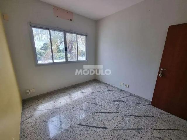 Escritorio aluguel em Região Geográfica Imediata de Uberlândia, Oliveira Fortes