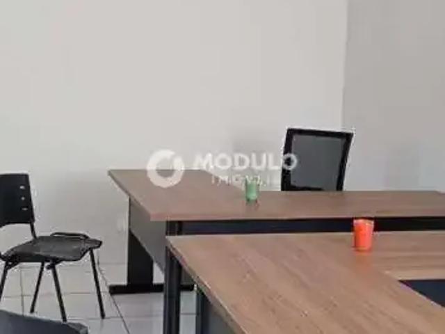 Escritorio aluguel em Região Geográfica Imediata de Uberlândia, Oliveira Fortes