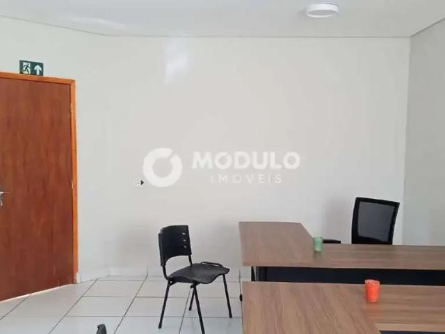 Escritorio aluguel em Região Geográfica Imediata de Uberlândia, Oliveira Fortes