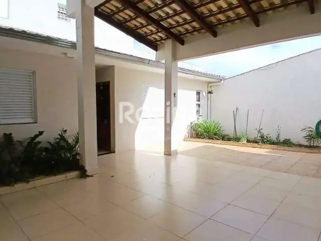 Escritorio aluguel em Região Geográfica Imediata de Uberlândia, Oliveira Fortes