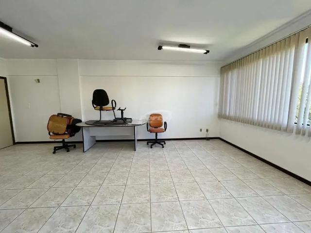 Escritorio venda em Região Geográfica Imediata de Blumenau, Blumenau