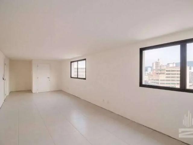 Escritorio venda em Região Geográfica Imediata de Blumenau, Blumenau