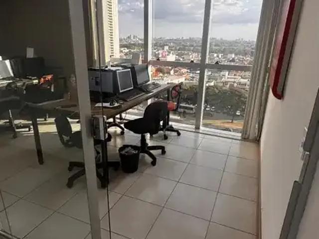 Escritorio venda em Região Geográfica Imediata do Distrito Federal, Região Integrada de Desenvolvimento do Distrito Federal e Entorno