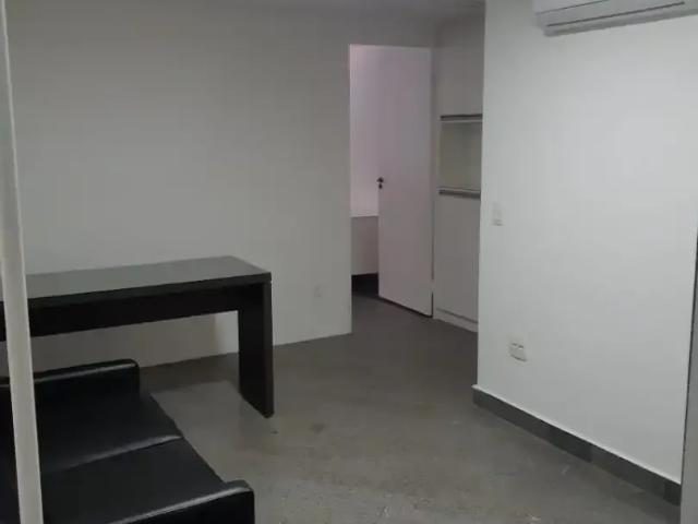 Escritorio venda em Região Geográfica Imediata do Distrito Federal, Região Integrada de Desenvolvimento do Distrito Federal e Entorno