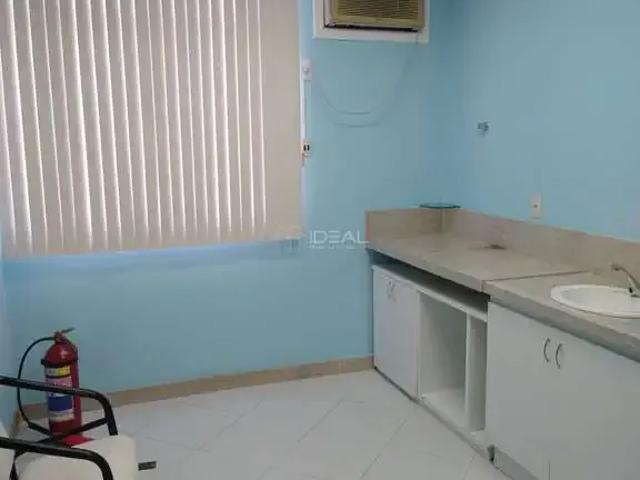Escritorio venda em Região Geográfica Imediata de Campos dos Goytacazes, Campos dos Goytacazes