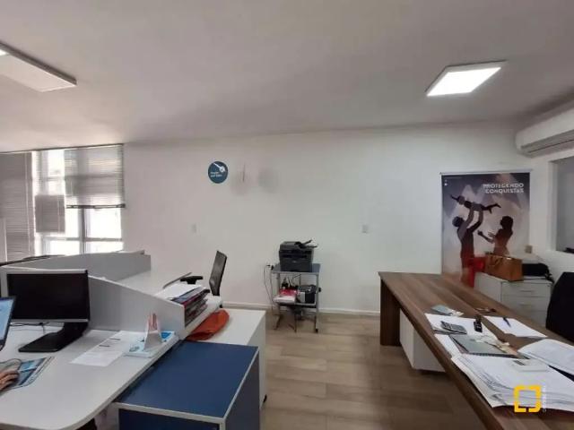 Escritorio venda em Região Geográfica Imediata de Florianópolis, Desterro