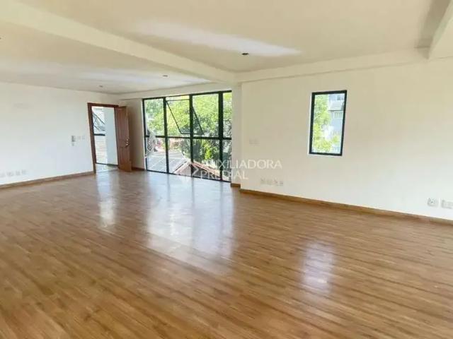 Escritorio venda em Região Geográfica Imediata de Caxias do Sul, Gramado