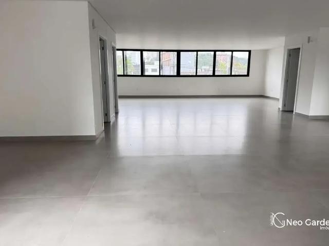 Escritorio venda em Região Geográfica Imediata de Joinville, Joinville