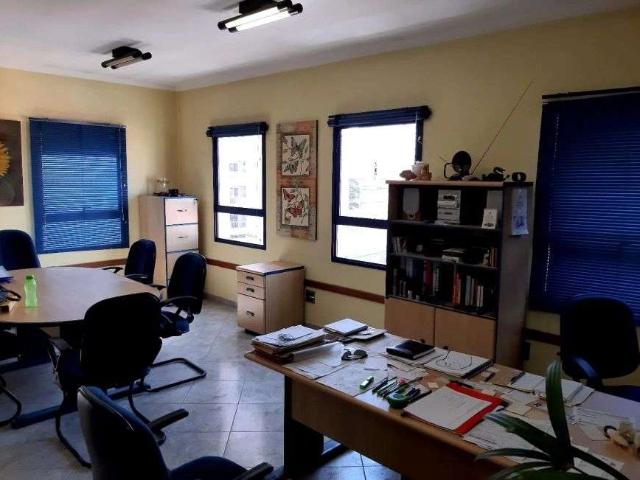 Escritorio venda em Região Imediata de Jundiaí, Jundiaí
