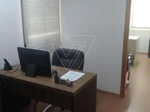 Escritorio venda em Região Geográfica Imediata de Londrina, Londrina