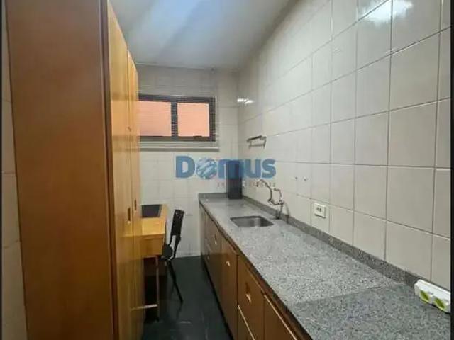 Escritorio venda em Região Geográfica Imediata de Londrina, Londrina