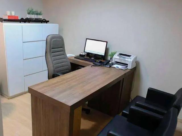 Escritorio venda em Região Geográfica Imediata de Londrina, Londrina