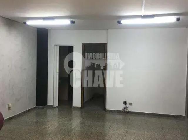 Escritorio venda em Região Geográfica Imediata de Londrina, Londrina