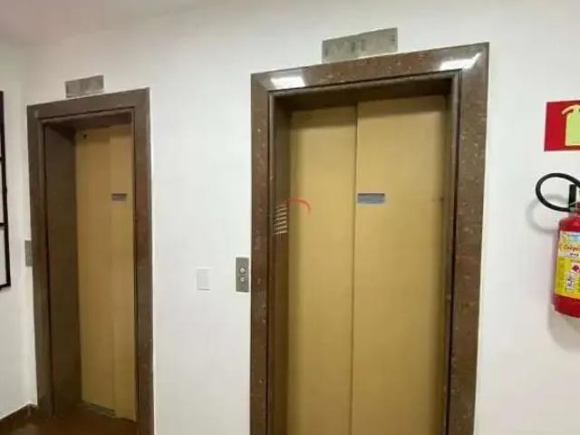 Escritorio venda em Região Geográfica Imediata de Londrina, Londrina