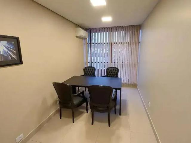 Escritorio venda em Região Geográfica Imediata de Londrina, Londrina